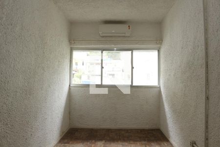 Quarto 1 de apartamento à venda com 2 quartos, 75m² em Vidigal, Rio de Janeiro