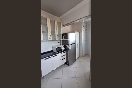 Cozinha de apartamento para alugar com 3 quartos, 170m² em Nova Mirim, Praia Grande