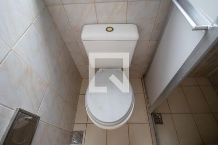 Banheiro de casa à venda com 1 quarto, 81m² em Vista Alegre, Rio de Janeiro