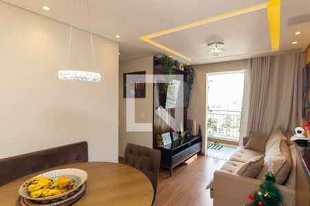 Sala de apartamento à venda com 2 quartos, 47m² em Vila Carmosina, São Paulo