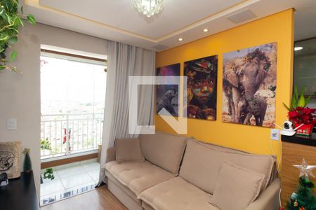 Sala de apartamento à venda com 2 quartos, 47m² em Vila Carmosina, São Paulo