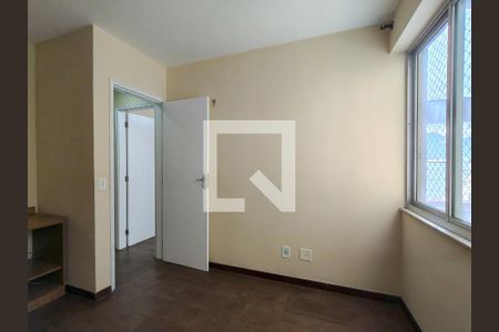 Quarto 1 de apartamento para alugar com 2 quartos, 44m² em Santo Cristo, Rio de Janeiro