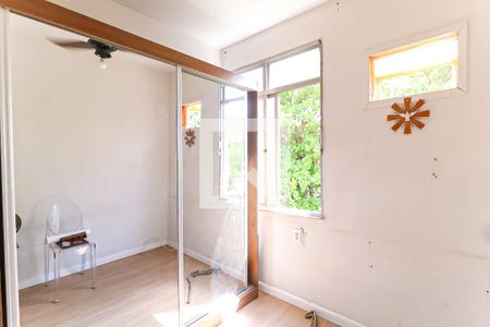 Quarto de apartamento para alugar com 3 quartos, 80m² em Pilares, Rio de Janeiro