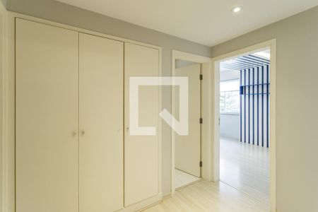 Corredor de apartamento para alugar com 3 quartos, 150m² em Itaim Bibi, São Paulo