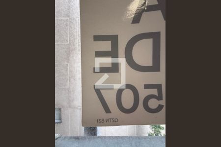 Placa de apartamento para alugar com 2 quartos, 43m² em Vila Itapegica, Guarulhos