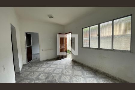 Sala de casa para alugar com 2 quartos, 55m² em Tauá, Rio de Janeiro
