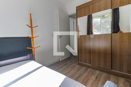 Quarto 1 de apartamento para alugar com 2 quartos, 43m² em Jardim Helga, São Paulo