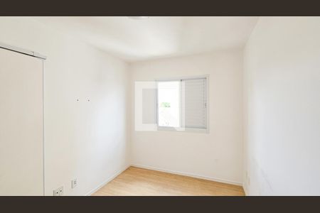 Quarto 2 de apartamento para alugar com 2 quartos, 49m² em Quitaúna, Osasco