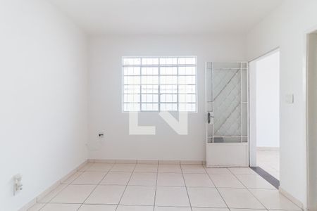 Casa para alugar com 4 quartos, 126m² em Jardim Santa Carolina, Mogi das Cruzes