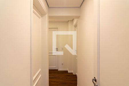 Corredor de apartamento à venda com 3 quartos, 88m² em Vila Olímpia, São Paulo