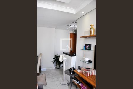 Detalhe - Sala e Sala de Jantar de apartamento para alugar com 2 quartos, 55m² em Jardim Iris, São Paulo