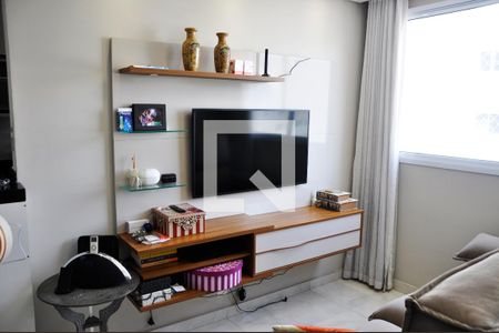 Detalhe - Sala e Sala de Jantar de apartamento para alugar com 2 quartos, 55m² em Jardim Iris, São Paulo