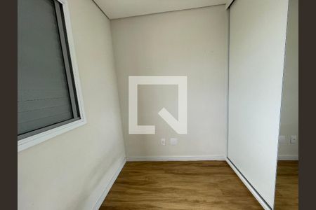 Quarto 2 de apartamento para alugar com 2 quartos, 52m² em Gramado, Cotia