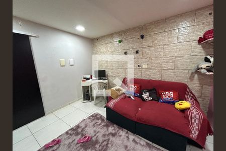 Quarto 1 de casa para alugar com 2 quartos, 72m² em Engenheiro Leal, Rio de Janeiro