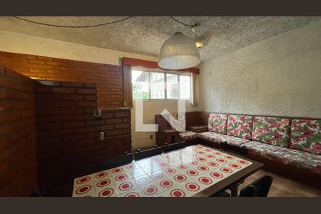 Sala 1 de casa para alugar com 7 quartos, 356m² em Jardim Guanabara, Rio de Janeiro