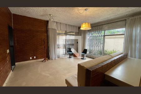 Sala 2 de casa para alugar com 7 quartos, 356m² em Jardim Guanabara, Rio de Janeiro