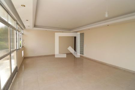 Sala de casa para alugar com 4 quartos, 300m² em Jardim Guanabara, Rio de Janeiro