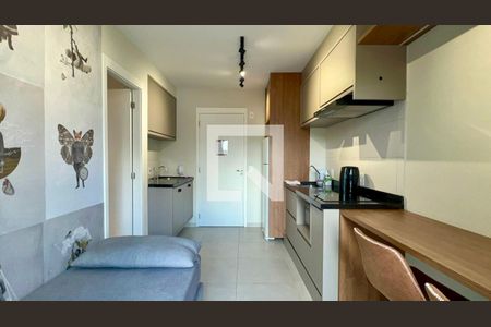 Sala de kitnet/studio para alugar com 1 quarto, 27m² em Pinheiros, São Paulo