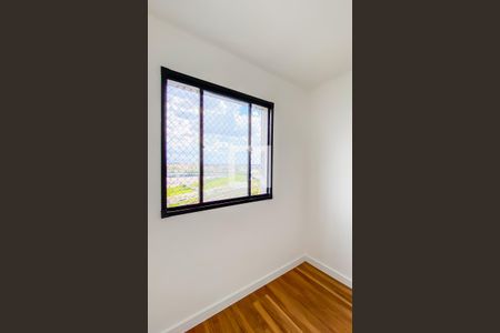 Quarto 1 de apartamento para alugar com 2 quartos, 42m² em Vila Campanela, São Paulo