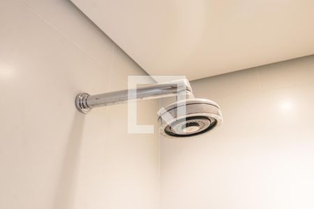 Banheiro Social de apartamento à venda com 1 quarto, 70m² em Empresarial 18 do Forte, Barueri