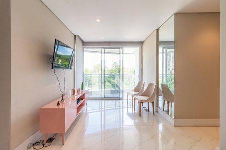 Sala de apartamento à venda com 1 quarto, 70m² em Empresarial 18 do Forte, Barueri