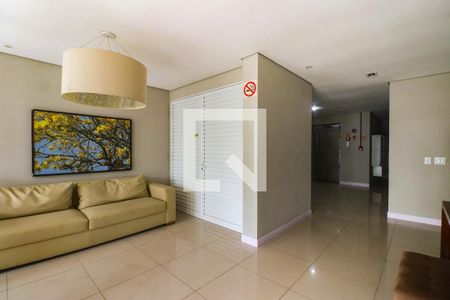 Hall de entrada de apartamento à venda com 2 quartos, 70m² em Farrapos, Porto Alegre