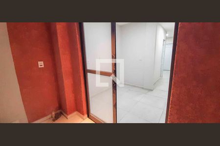 Varanda da Sala/Quarto de apartamento para alugar com 1 quarto, 25m² em Km 18, Osasco