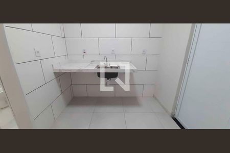 Cozinha de apartamento para alugar com 1 quarto, 25m² em Km 18, Osasco
