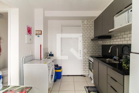 Sala/Cozinha de apartamento para alugar com 2 quartos, 35m² em Vila Nova Curuca, São Paulo