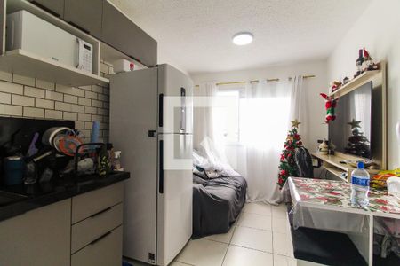 Sala/Cozinha de apartamento para alugar com 2 quartos, 35m² em Vila Nova Curuca, São Paulo