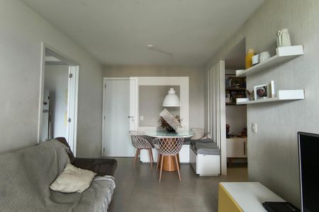 Sala de apartamento para alugar com 2 quartos, 82m² em Barra da Tijuca, Rio de Janeiro