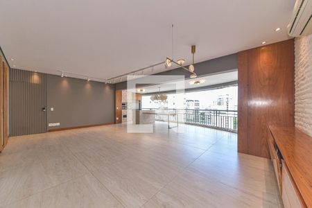 Apartamento à venda com 3 quartos, 136m² em Campo Belo, São Paulo