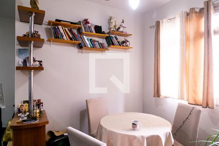 Sala de apartamento à venda com 1 quarto, 50m² em Ipiranga, Belo Horizonte