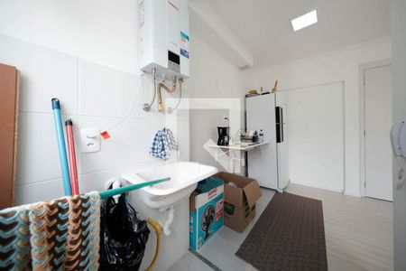Sala/Cozinha de apartamento para alugar com 2 quartos, 40m² em Vila Campanela, São Paulo