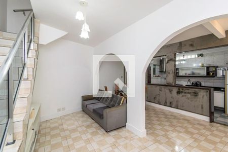 Sala de casa para alugar com 3 quartos, 130m² em Penha Circular, Rio de Janeiro