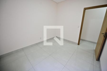 Quarto 2 de casa para alugar com 3 quartos, 180m² em Jardim Presidente, Goiânia
