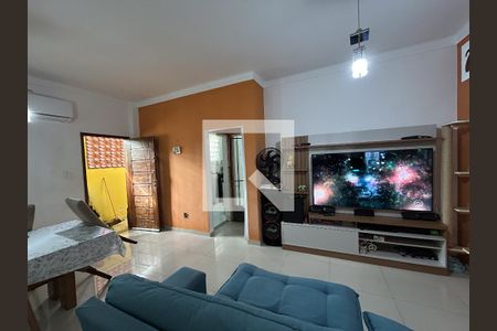 Sala de casa para alugar com 3 quartos, 100m² em Quintino Bocaiúva, Rio de Janeiro