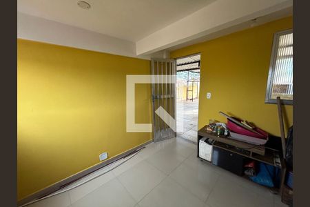 Quarto 2 de casa para alugar com 3 quartos, 100m² em Quintino Bocaiúva, Rio de Janeiro