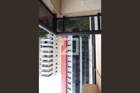 Sacada de apartamento à venda com 1 quarto, 50m² em Setor Oeste, Goiânia