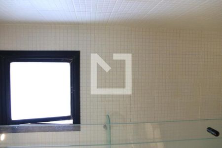 Banheiro de apartamento à venda com 1 quarto, 50m² em Setor Oeste, Goiânia