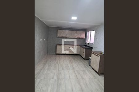 Casa para alugar com 3 quartos, 277m² em Vila Camilópolis, Santo André