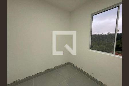 Apartamento para alugar com 2 quartos, 43m² em Rio Cotia, Cotia