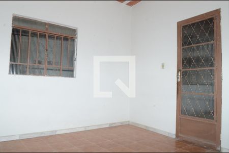 Sala de casa para alugar com 3 quartos, 120m² em Tupi, Belo Horizonte