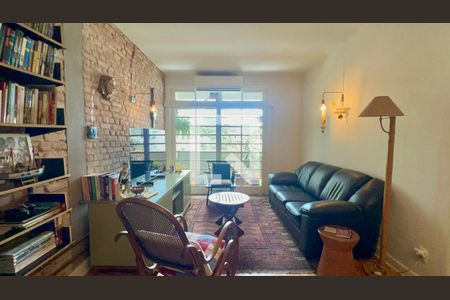 Sala de TV de apartamento para alugar com 3 quartos, 110m² em Pinheiros, São Paulo