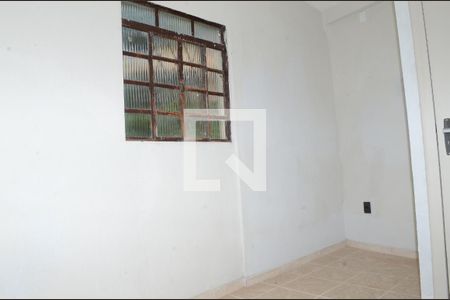 Quarto 1 de casa para alugar com 2 quartos, 60m² em Tupi, Belo Horizonte