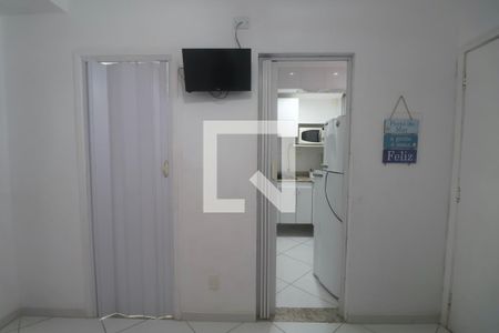 Sala de apartamento para alugar com 1 quarto, 33m² em Centro, Guarujá
