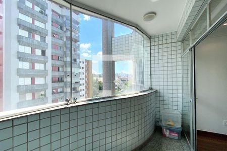 Varanda da Sala de apartamento para alugar com 3 quartos, 105m² em Santo Antônio, Belo Horizonte