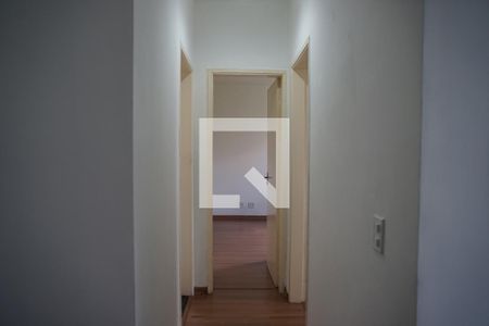 Corredor de apartamento para alugar com 2 quartos, 62m² em Jardim Testae, Guarulhos