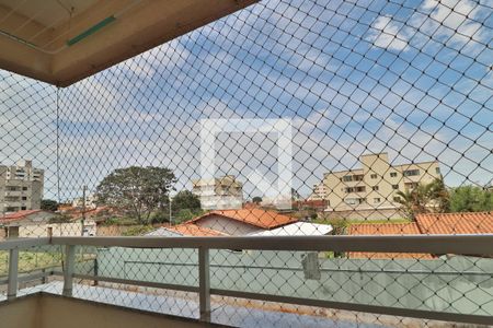Sala de apartamento para alugar com 3 quartos, 80m² em Santa Mônica, Uberlândia
