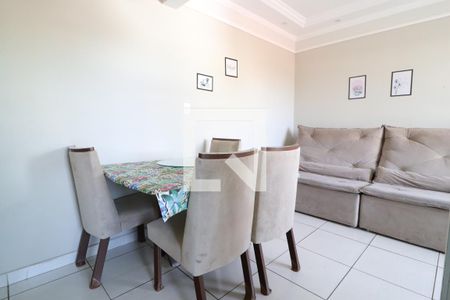 Sala de apartamento para alugar com 3 quartos, 80m² em Santa Mônica, Uberlândia